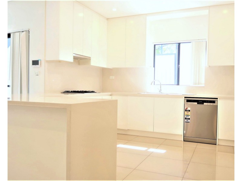 82 Simmat Ave, Condell Park NSW 2200