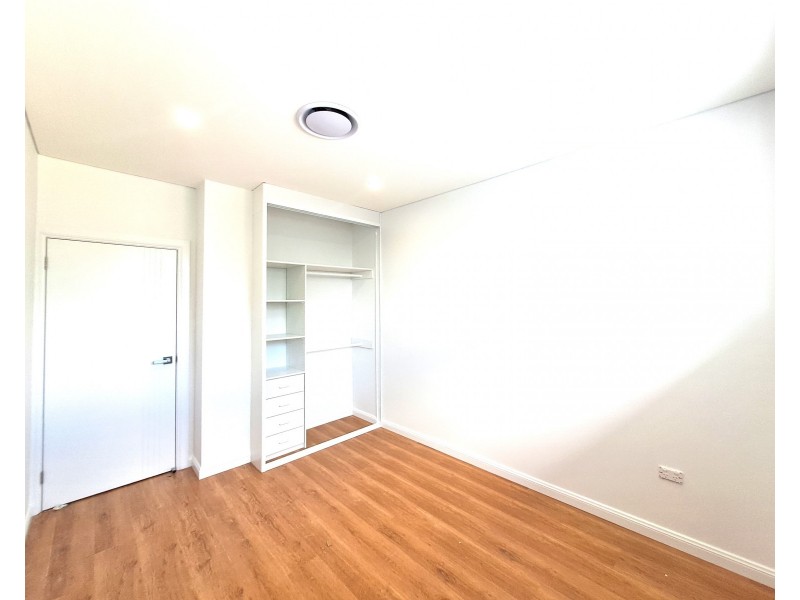 24 Polding st, Fairfield NSW 2165