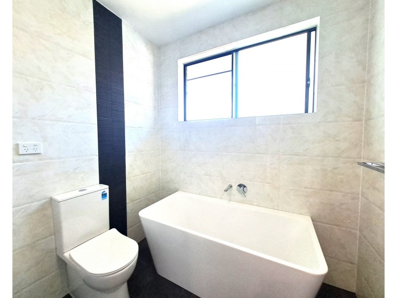 24 Polding st, Fairfield NSW 2165