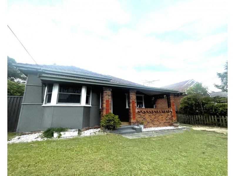 98 Highland Avenue, Yagoona NSW 2199