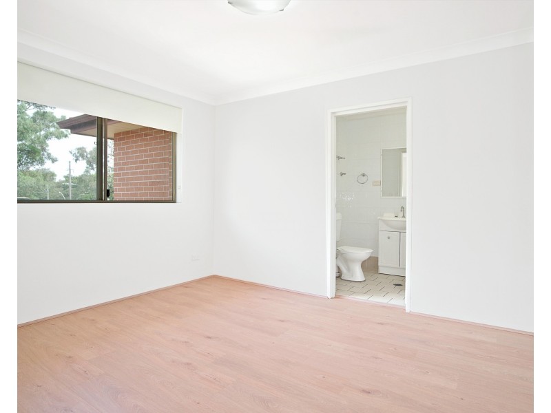 18/5 Weigand Avenue, Bankstown NSW 2200