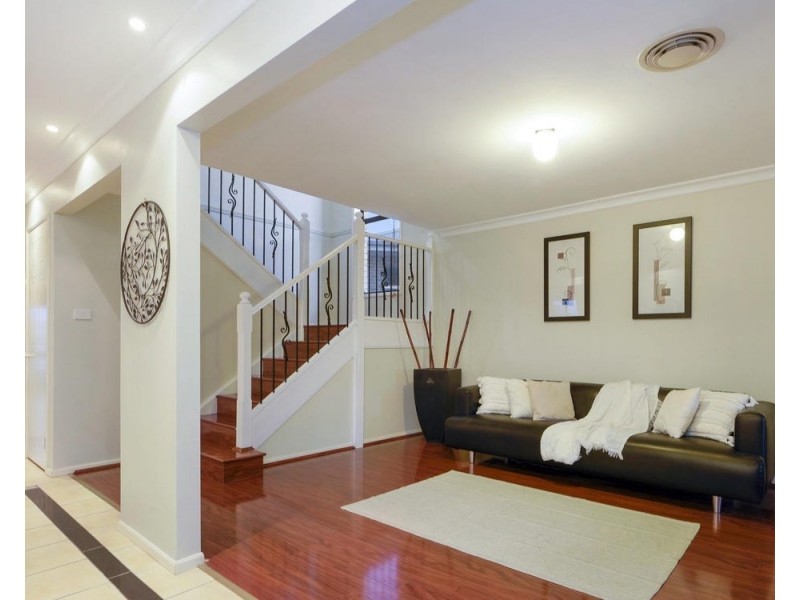 9 Butlers Close, West Hoxton NSW 2171