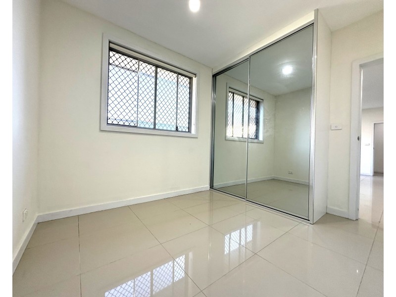 1/780 Hume Highway, Yagoona NSW 2199