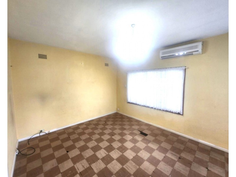 41 Princes st, Guildford West NSW 2161