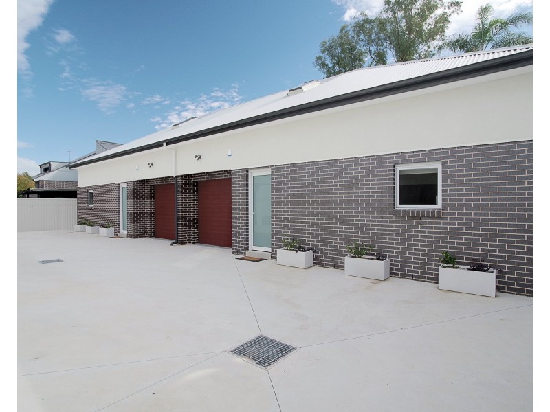 4/11 Junction Rd, Moorebank NSW 2170