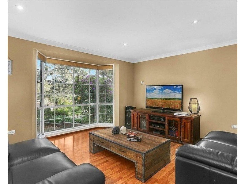 45 Moreton road, Illawong NSW 2234
