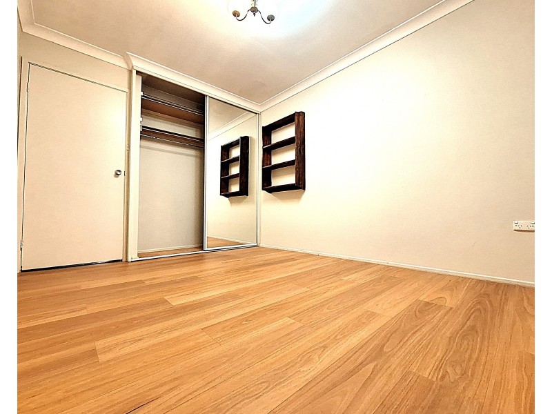 45 Moreton road, Illawong NSW 2234