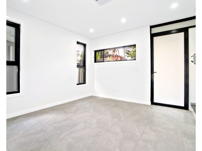 1 Polar Street, Tregear NSW 2770