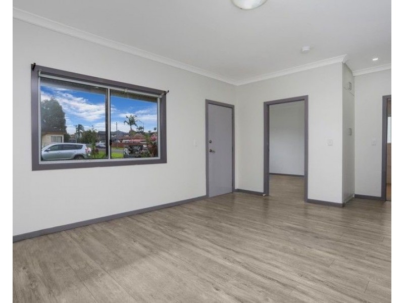 6 Hunt St, Guildford West NSW 2161