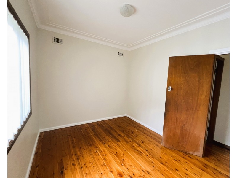 175 MIMOSA ROAD, Greenacre NSW 2190