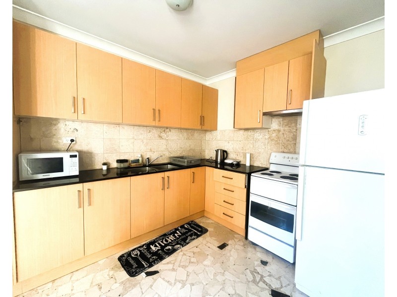 32 High St, Bankstown NSW 2200