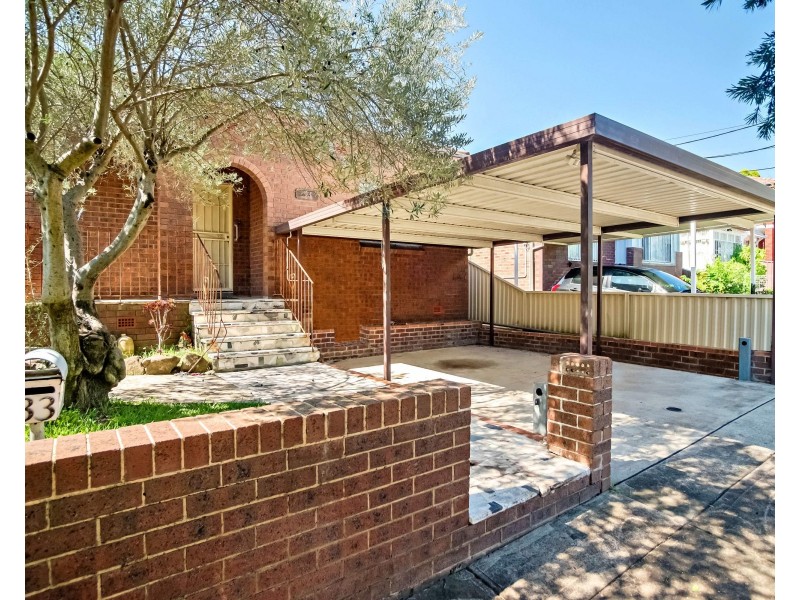 33 Shadforth Street, Wiley Park NSW 2195