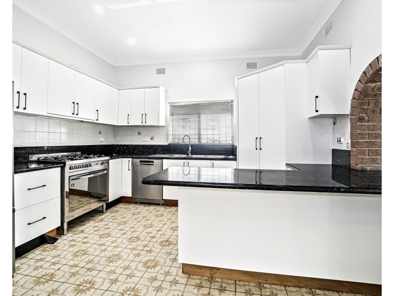 33 Shadforth Street, Wiley Park NSW 2195