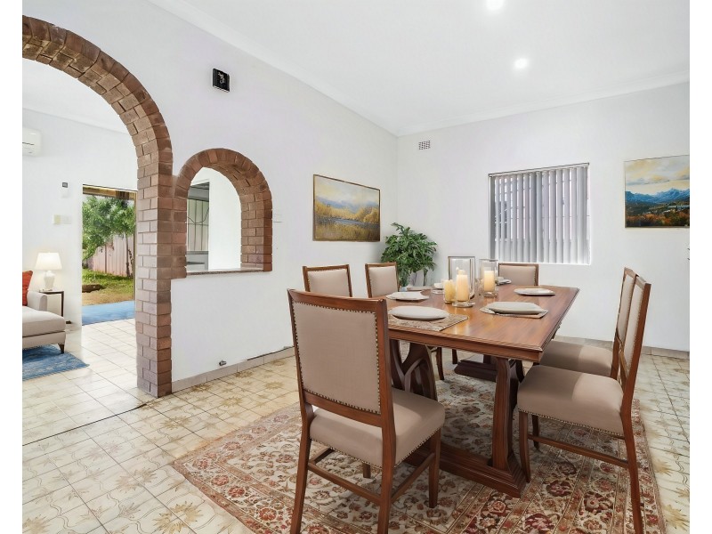 33 Shadforth Street, Wiley Park NSW 2195