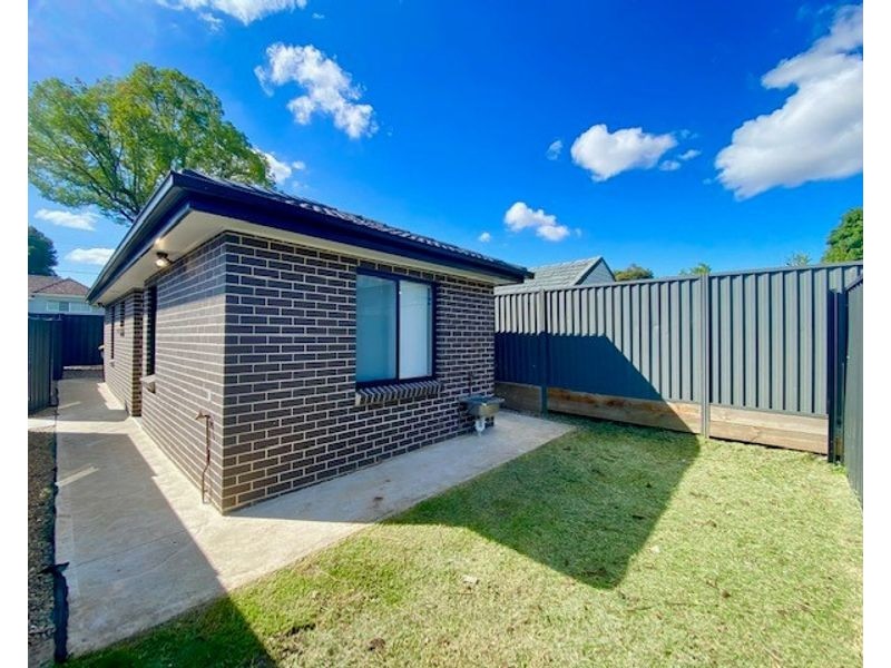 65a Station St, Guildford NSW 2161