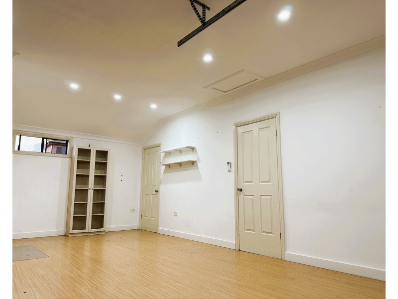 Granny Flat @44 Catherine st, Punchbowl NSW 2196