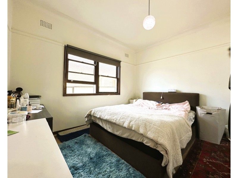 11 Mimosa Road, Greenacre NSW 2190