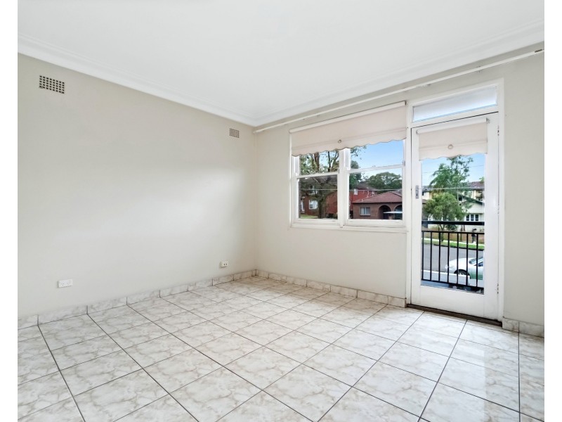 8/11 Myee Street, Lakemba NSW 2195