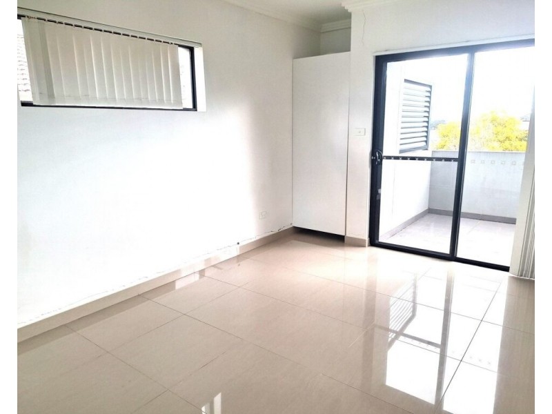 82A Simmat Ave, Condell Park NSW 2200