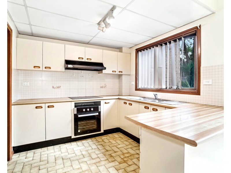 3/40 Carnavon Crescent, Georges Hall NSW 2198