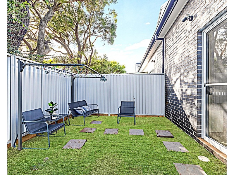 4/11 Junction Rd, Moorebank NSW 2170