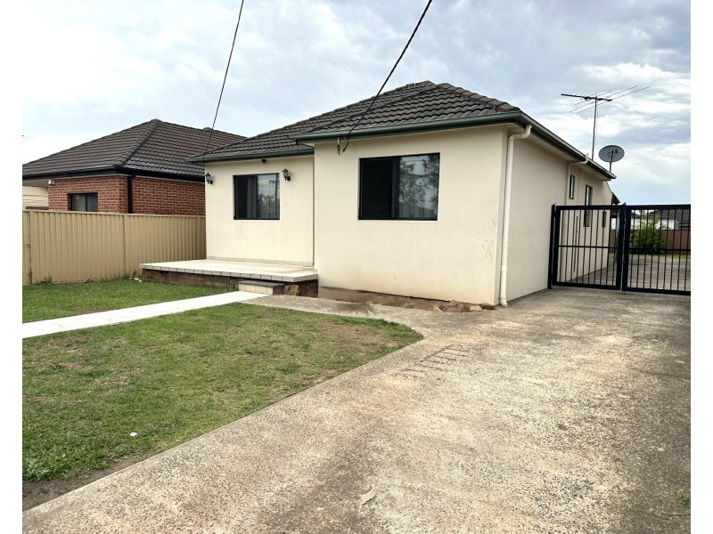 34 High St, Bankstown NSW 2200