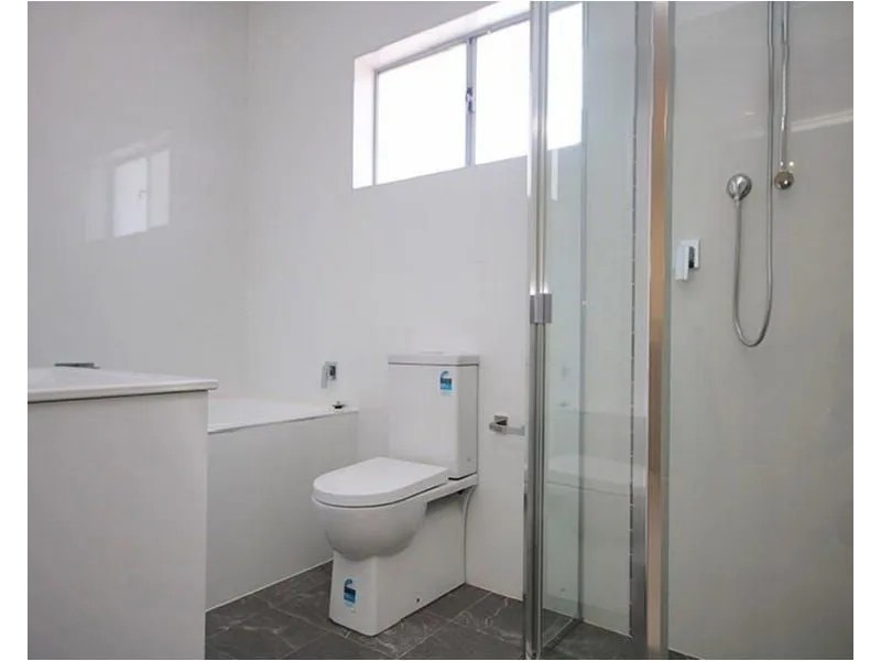 5B Kylie Parade, Punchbowl NSW 2196