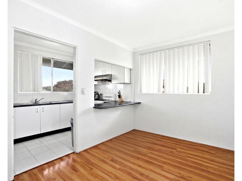 20/141-143 Chapel Rd, Bankstown NSW 2200