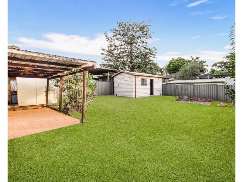 28 Kista Dan Avenue, Tregear NSW 2770