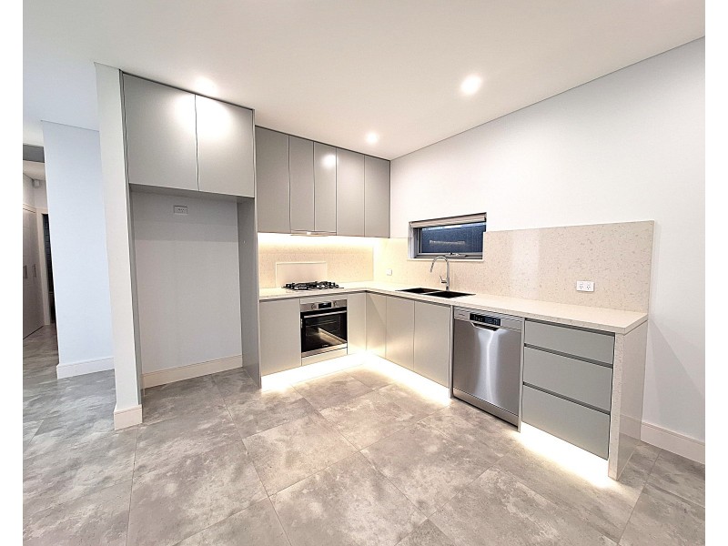 1/82 Centaur Street, Revesby NSW 2212