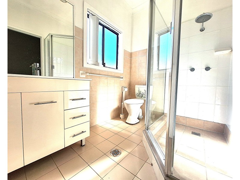 29 Hood St, Yagoona NSW 2199