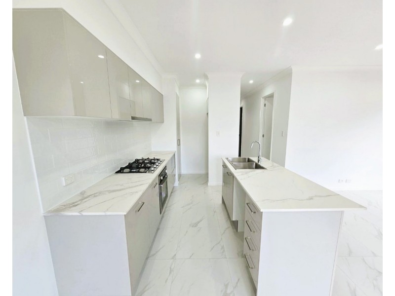 15A Granville St, Fairfield Heights NSW 2165
