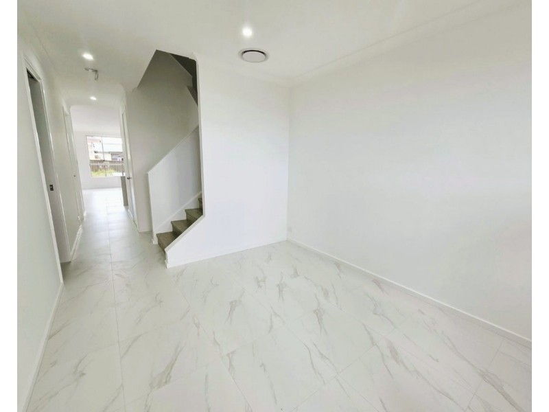 15A Granville St, Fairfield Heights NSW 2165