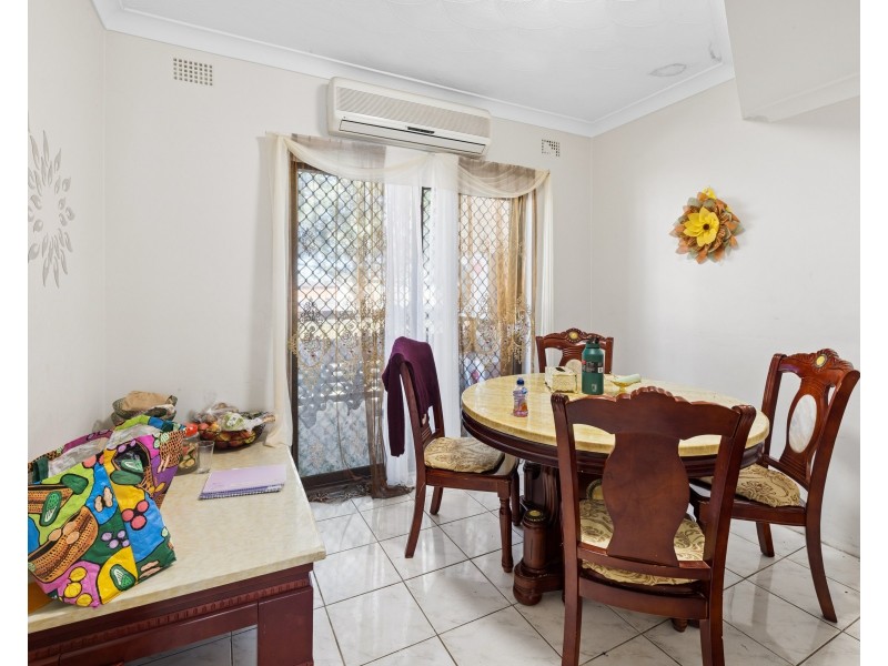8/22 Fairmount Street, Lakemba NSW 2195
