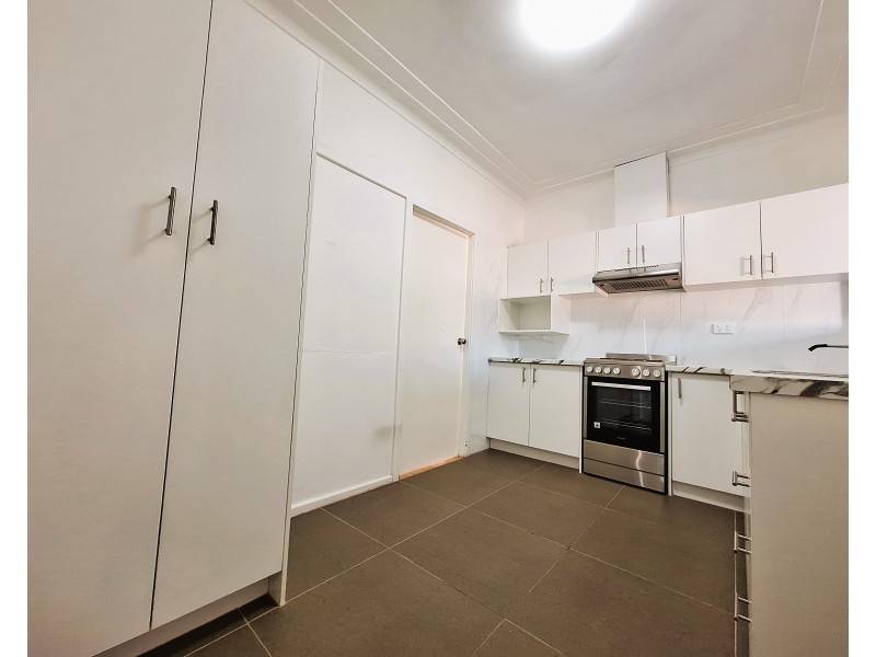 32 Broughton Street, Old Guildford NSW 2161