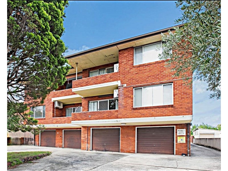 1 / 76 Rossmore Ave, Punchbowl NSW 2196
