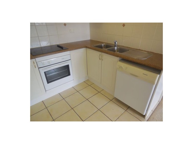 24/18 Queen Street, Southport QLD 4215