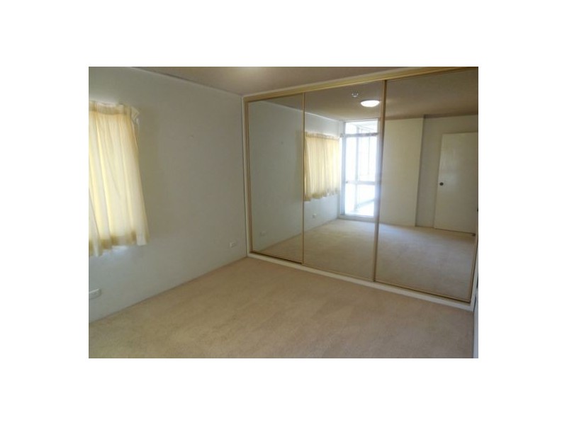 24/18 Queen Street, Southport QLD 4215