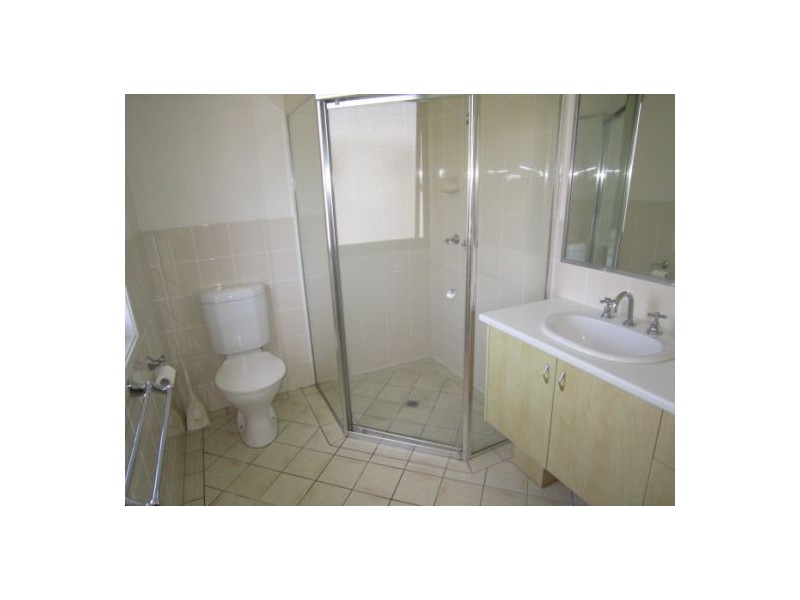 2/228 Queen Street, Southport QLD 4215