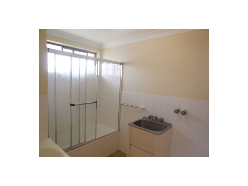 21/115 Frank Street, Labrador QLD 4215