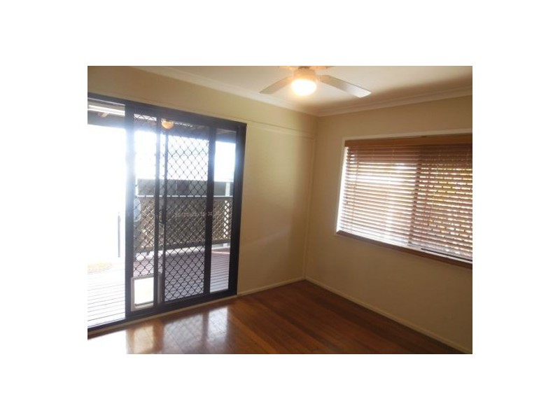 36 Horder Avenue, Labrador QLD 4215