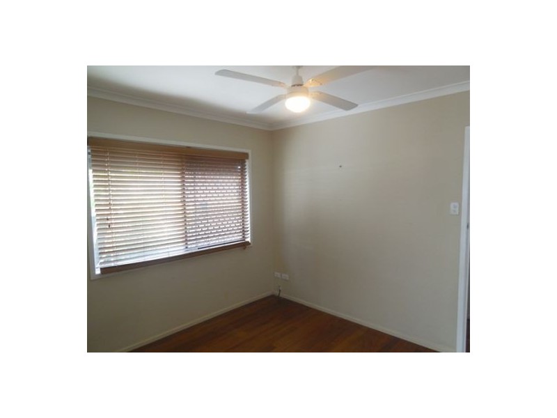 36 Horder Avenue, Labrador QLD 4215