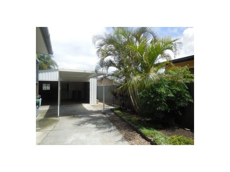 36 Horder Avenue, Labrador QLD 4215