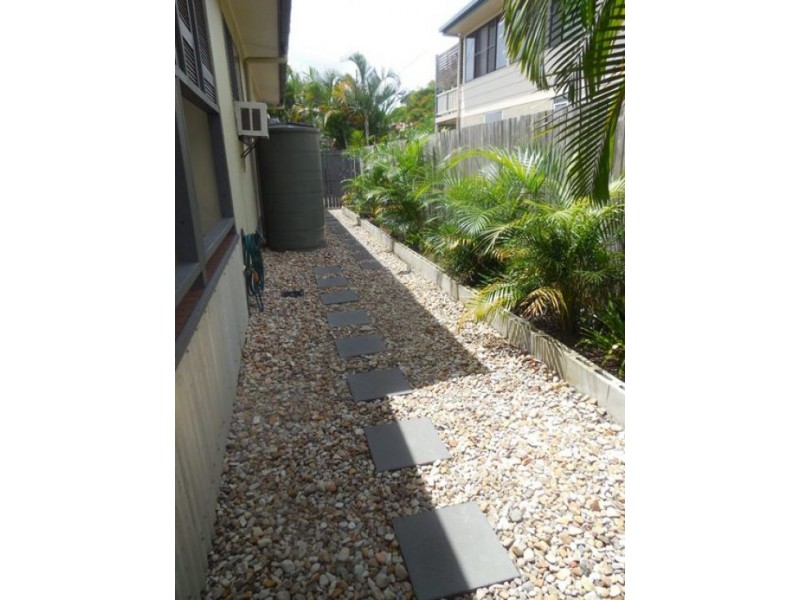 36 Horder Avenue, Labrador QLD 4215