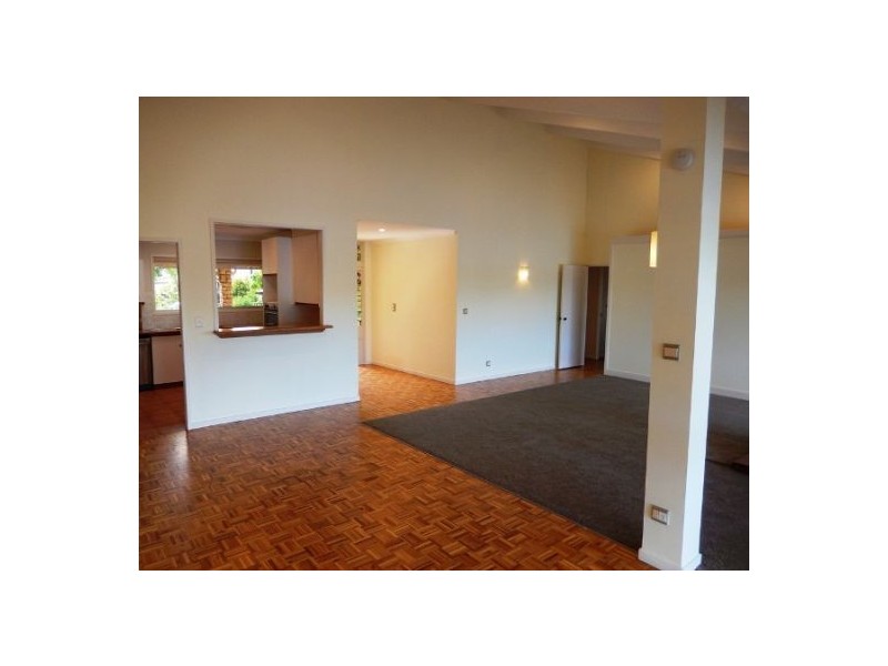 55 River Crescent, Broadbeach Waters QLD 4218