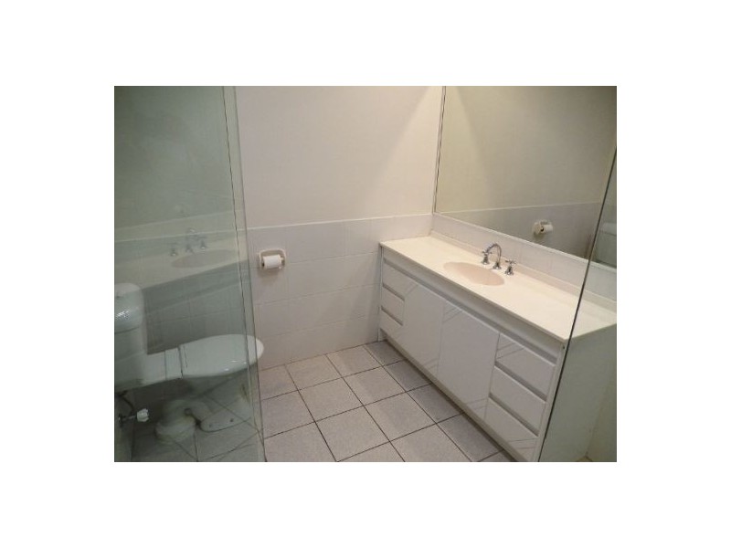 55 River Crescent, Broadbeach Waters QLD 4218