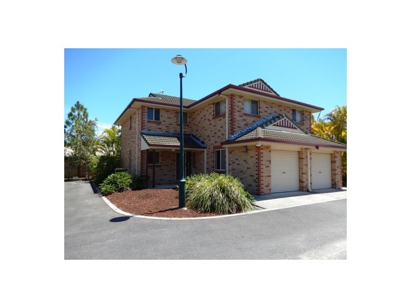 6/2 Brown Street, Labrador QLD 4215