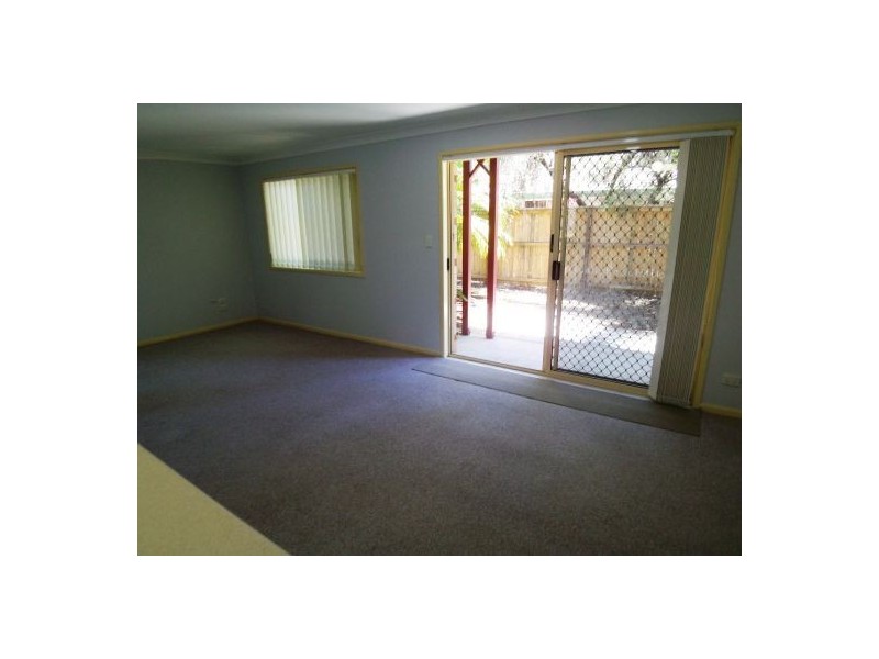 6/2 Brown Street, Labrador QLD 4215