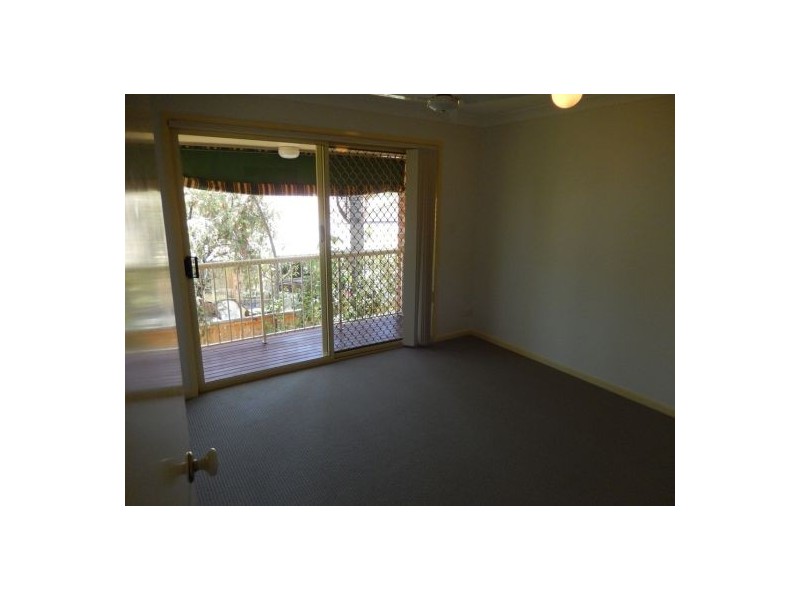 6/2 Brown Street, Labrador QLD 4215