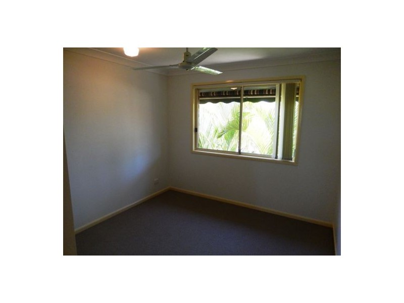 6/2 Brown Street, Labrador QLD 4215